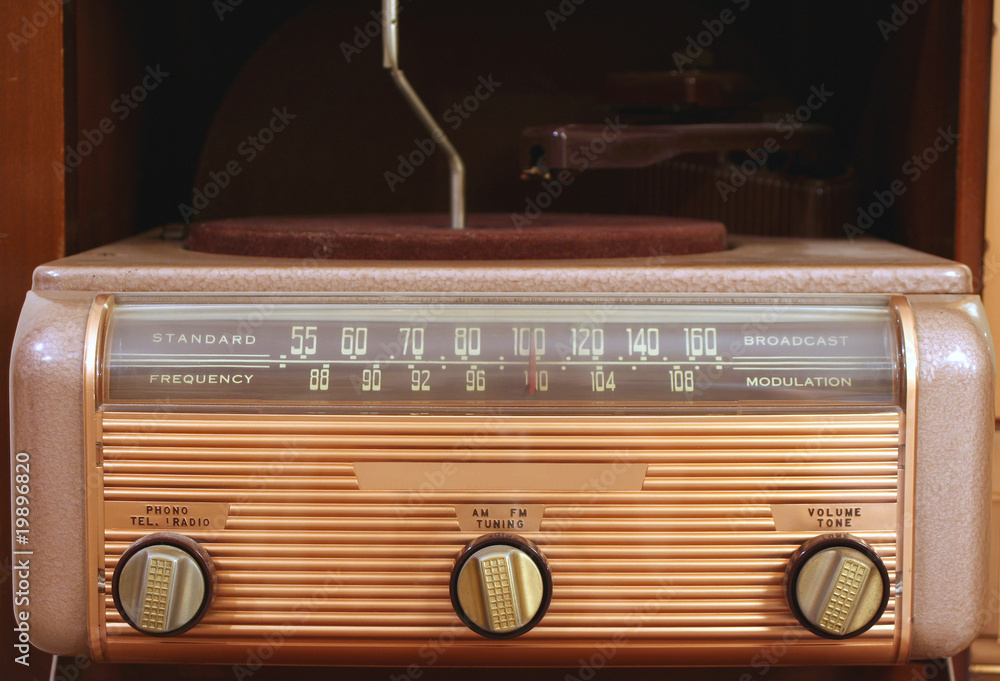Obraz premium Vintage radio and phonogragh
