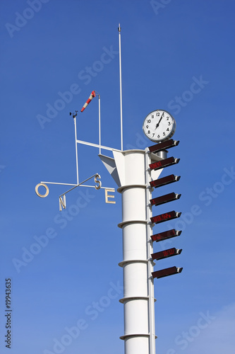 meteorological weatherstation photo