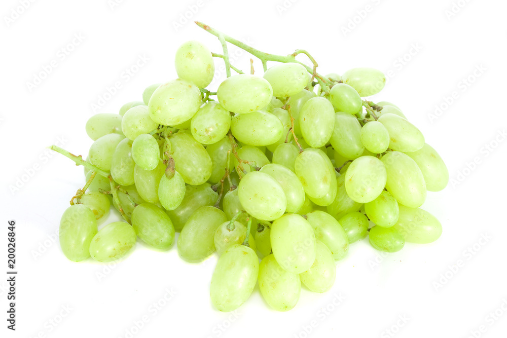 grapes isolated