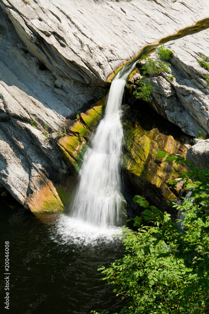 Naklejka premium Beautiful Bulgarian waterfall