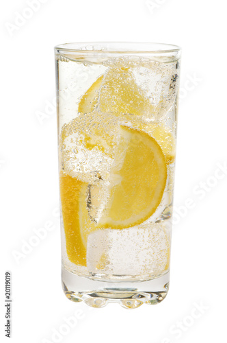Soda beverage with lemon and ice