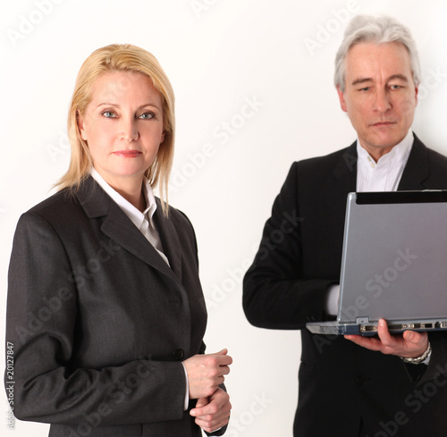 Geschäftsleute mit Computer