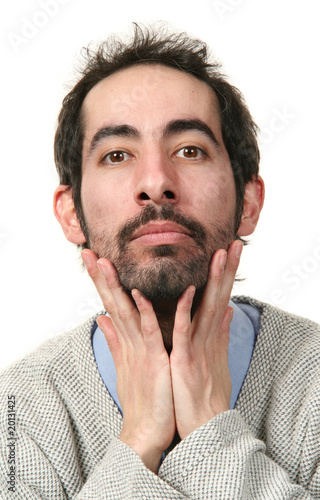 portrait homme avec une barbe