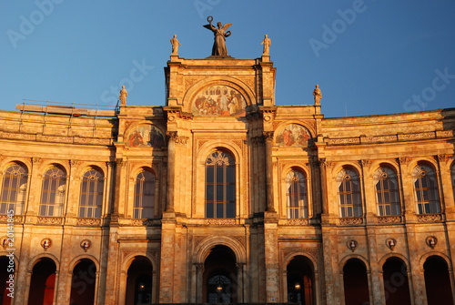 Das Maximilianeum in München