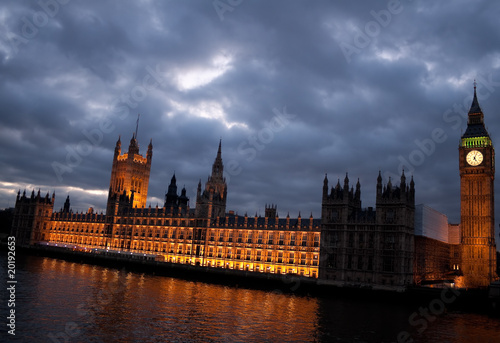 The Big Ben and the Houses of Parliament at dusk