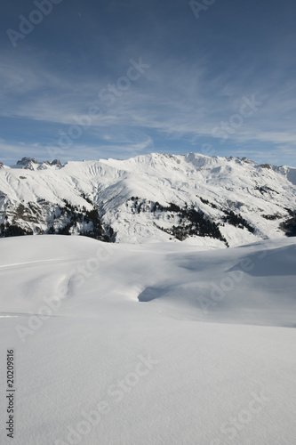 Montagne, Beaufortain sous la neige, Savoie, Areches, Alpes © Brandelet Didier