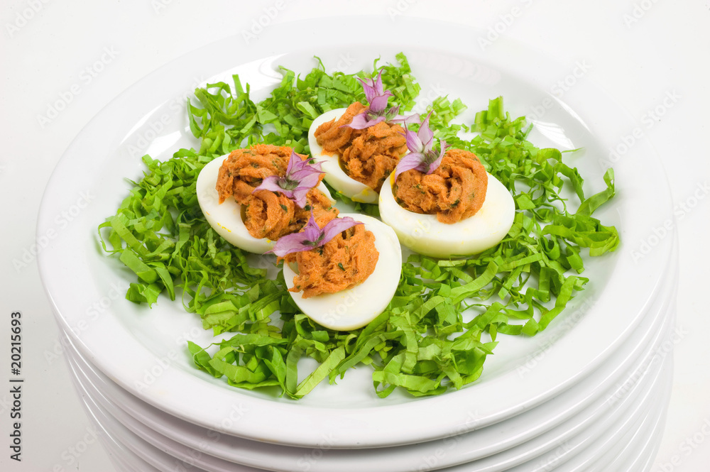 uova ripiene con tonno uova ripiene con tonno