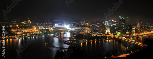 City of Pittsburgh at Night © R. Gino Santa Maria