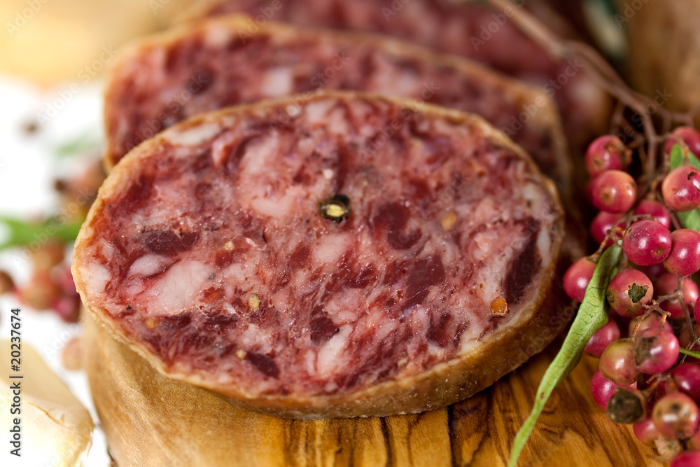 Gourmet Pepper Salami with garlic Gourmet Pepper Salami with garlic