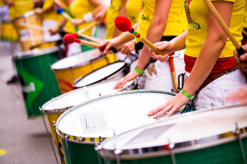 Fototapete Brasilien Samba Trommeln aus Brasilien  © Val Thoermer