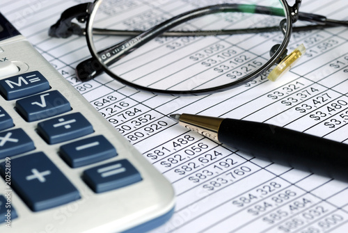 Obraz na płótnie Audit the numbers listed on the spreadsheet