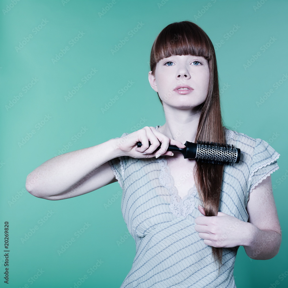 Obraz premium studio portrait of a young woman on isolated background