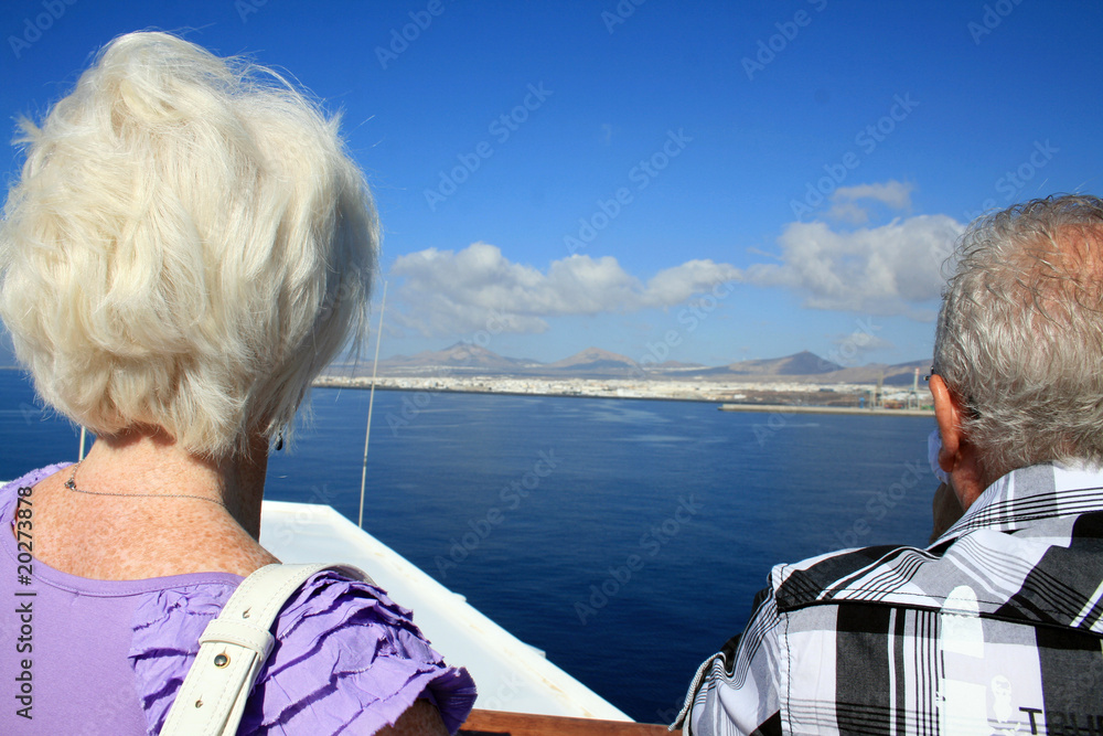 Fototapeta premium Pasajeros de un barco