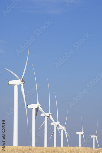 windmills lined © WINDCOLORS