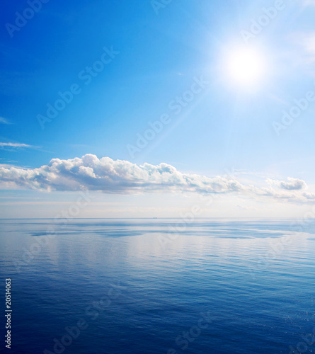 Beautiful sea and clouds sky with sun