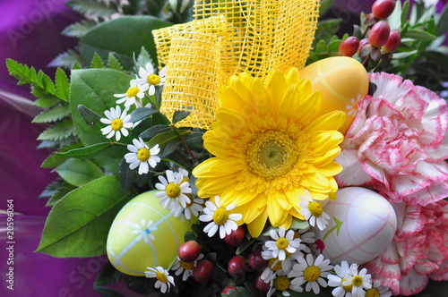 Bunter Osterstrauß
