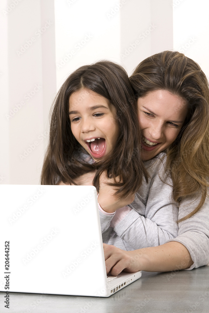 Mutter Kind Laptop 11 Mutter Kind Laptop 11