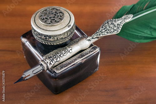 inkwell and quill photo