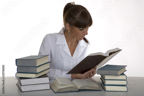 girl with books