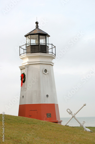 Lighthouse and anchor