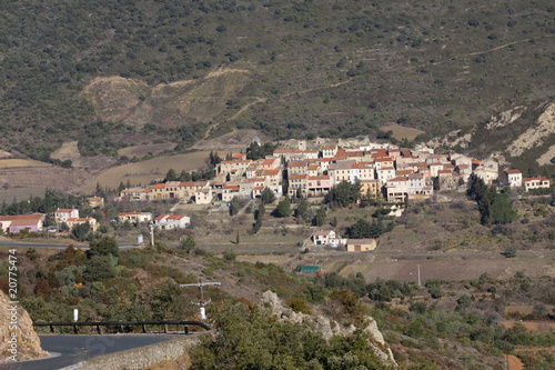 Village de Cucugnan,Corbières,Aude © arenysam