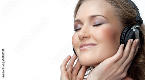 woman beauty with headphones