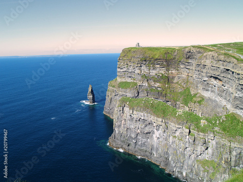 Acantilados de Moher, oeste de Irlanda photo