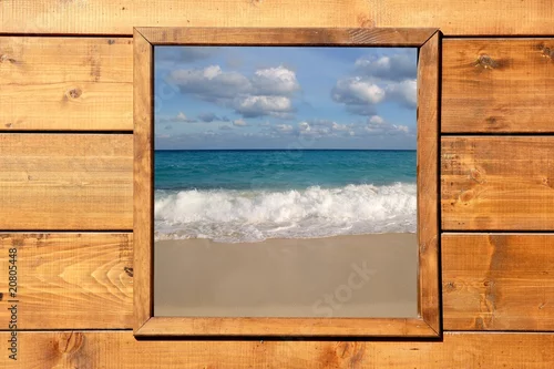 Fototapeta Nadokienny seascape widok od drewnianego pokoju