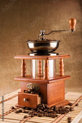 coffee mill with coffee beans composition