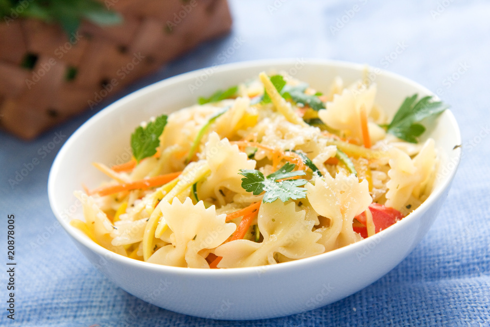 Bow tie pasta primavera Bow tie pasta primavera