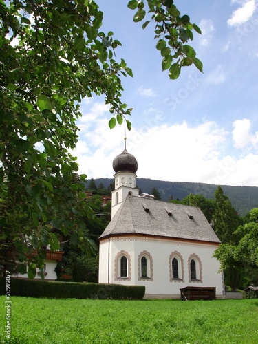 Kirche in Tirol, Österreich photo
