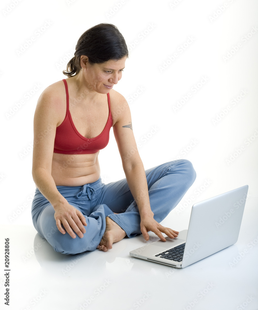 Naklejka premium yoga and laptop