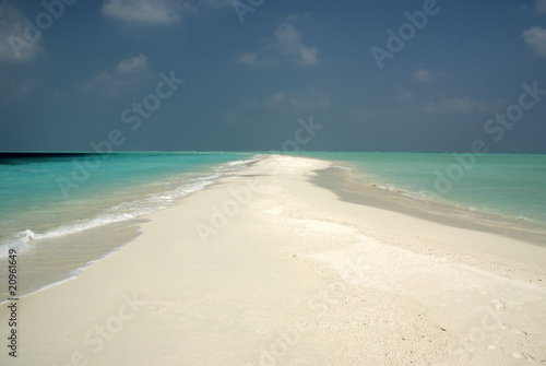 Fototapeta Naklejka Na Ścianę i Meble -  Sandbar at Maldives