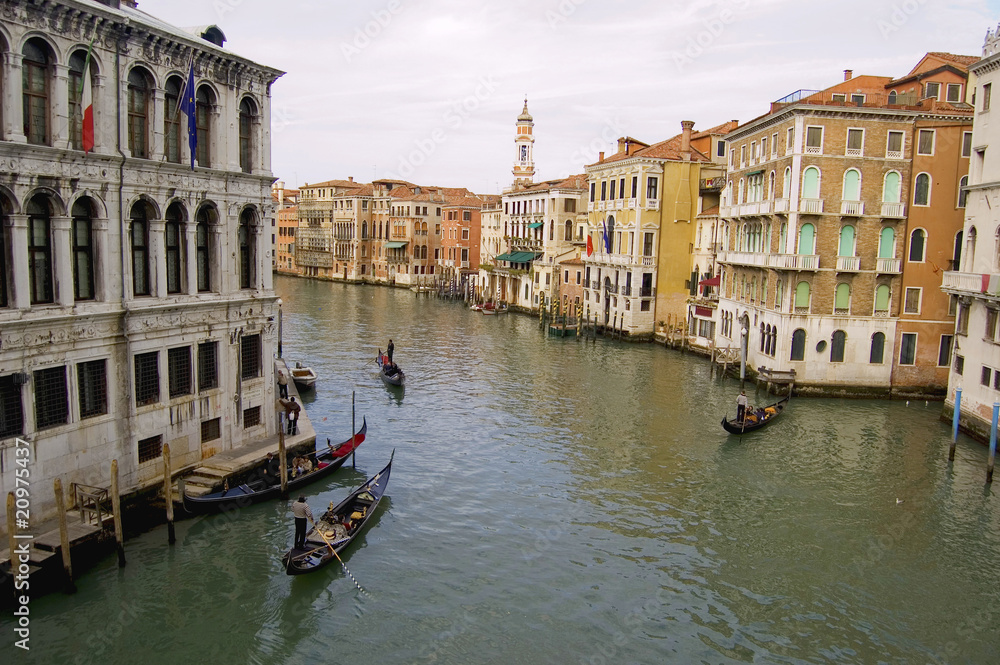 Obraz premium gondola and canal in venice