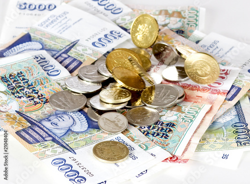 drop coins