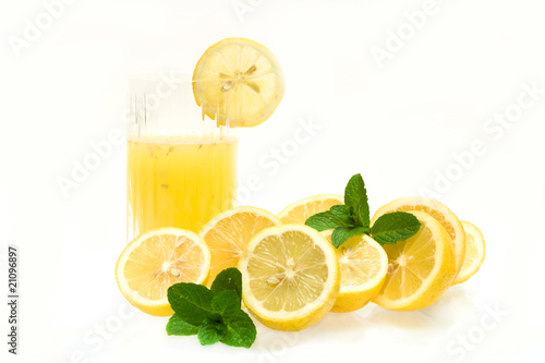 Spremuta Di Limone E Limoni