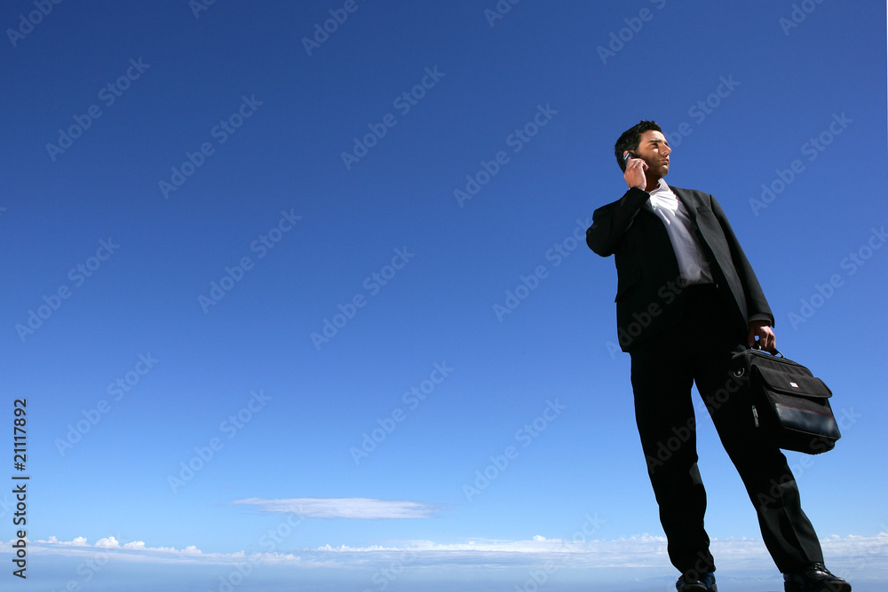 Homme d'affaire avec téléphone portable Homme d'affaire avec téléphone portable
