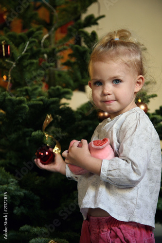 girl and christmas tree