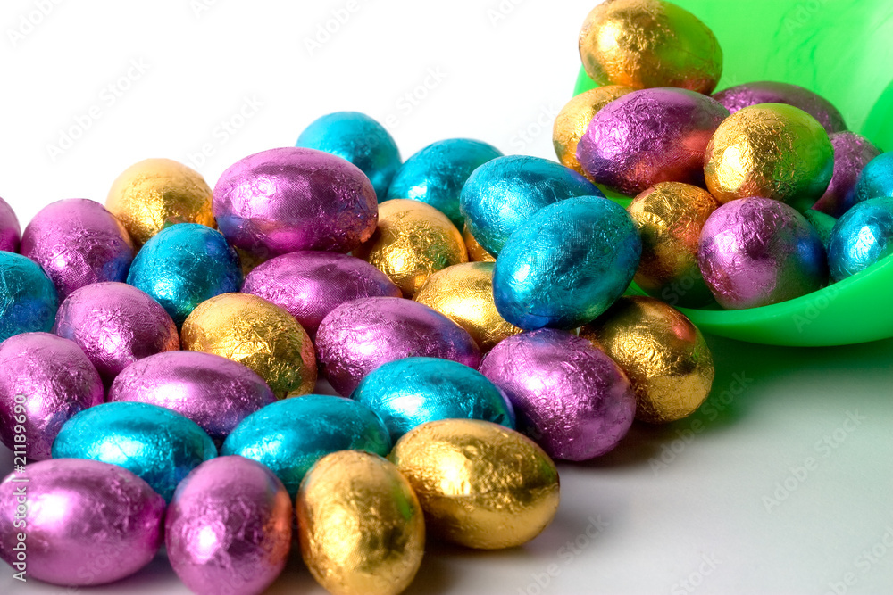 Ovetti di cioccolato Ovetti di cioccolato