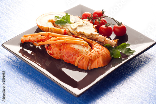 cutted lobster with fresh tomatoes