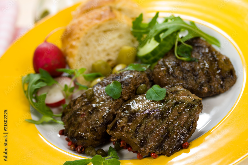 Lamm Medaillons - Steak- mit Rucola, Baguette