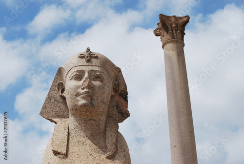 Sphinx et colonne d'Alexandrie photo