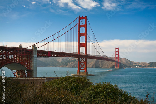 Golden Gate bridge in San Francisco © AlexQ