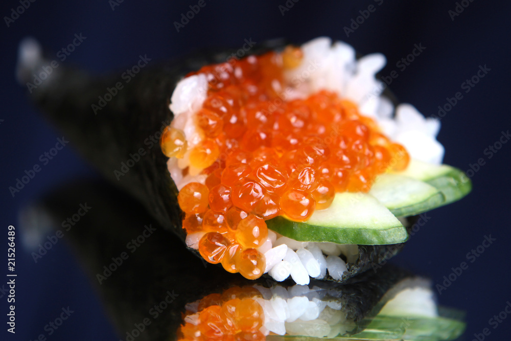 rolls sushi