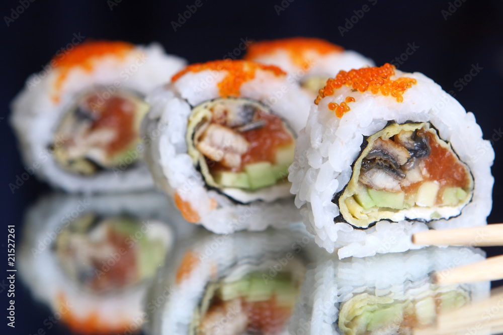 Maki sushi