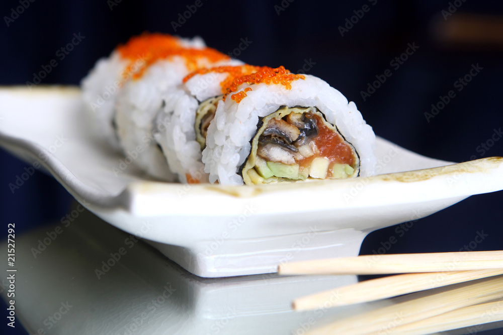 Maki sushi
