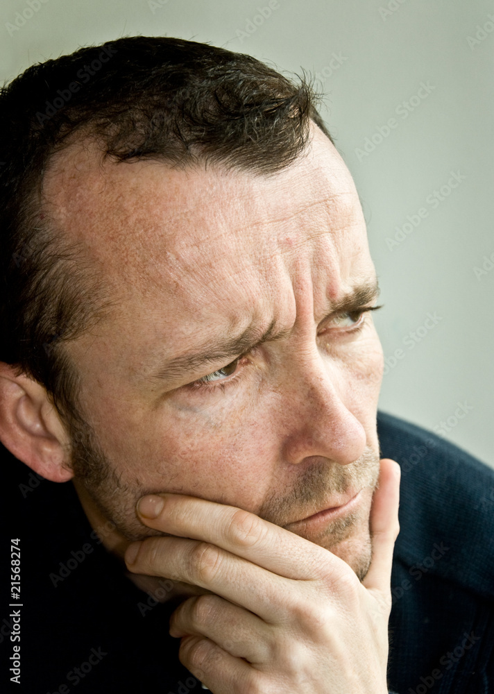 Obraz premium soucieux