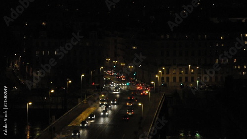 circulation à lyon, pont de lattre de tassigny photo