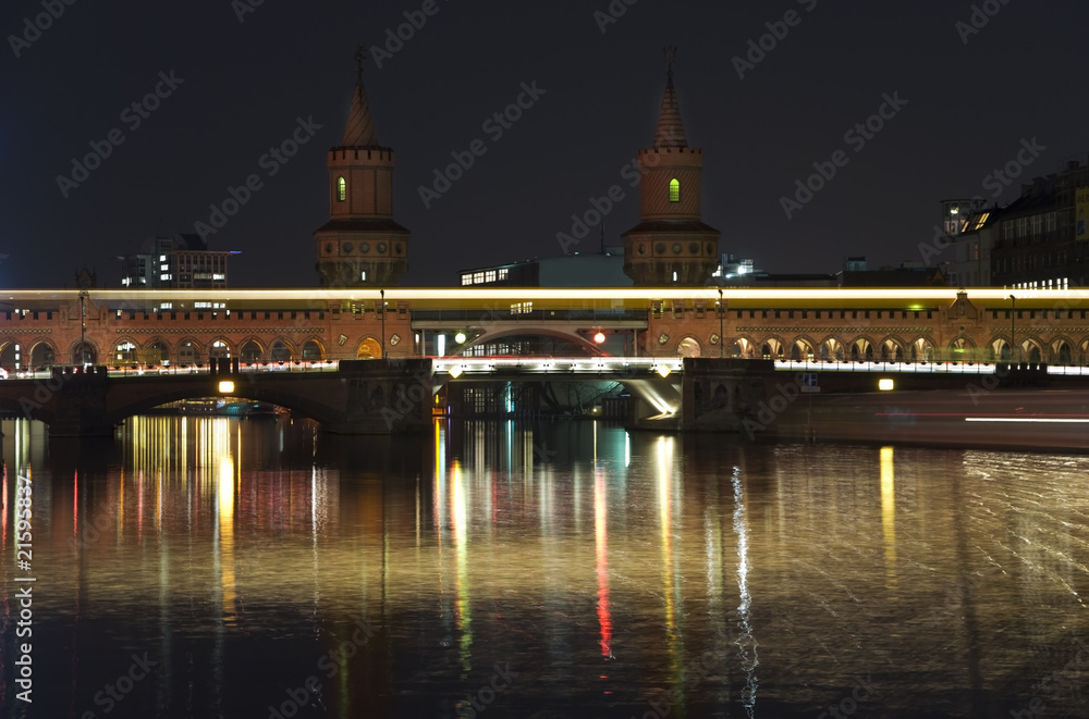Obraz premium berlin oberbaumbrücke