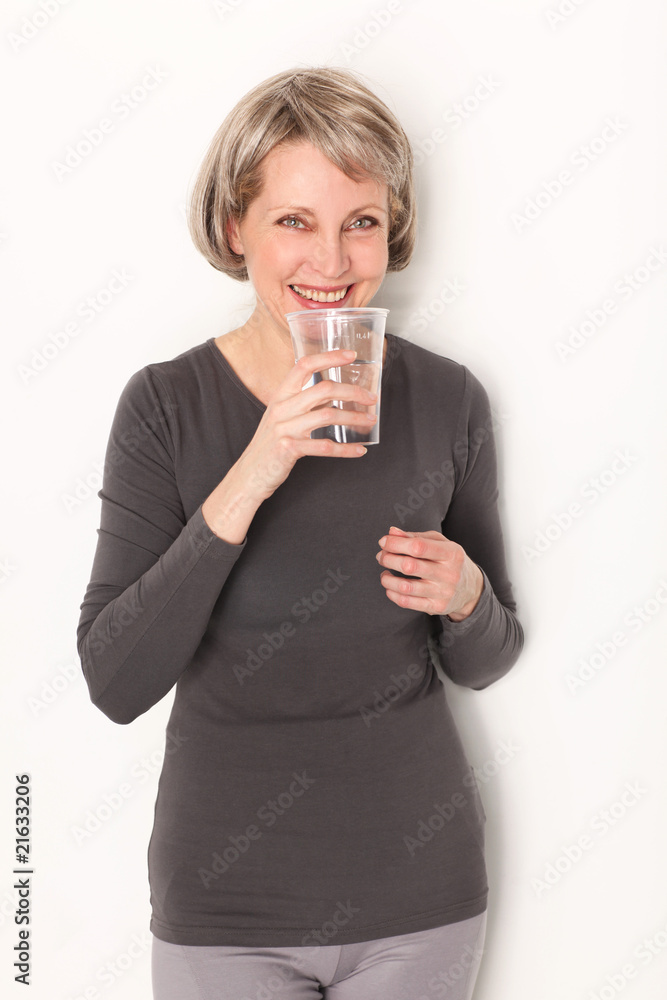 Dame mit Wasserglas Dame mit Wasserglas